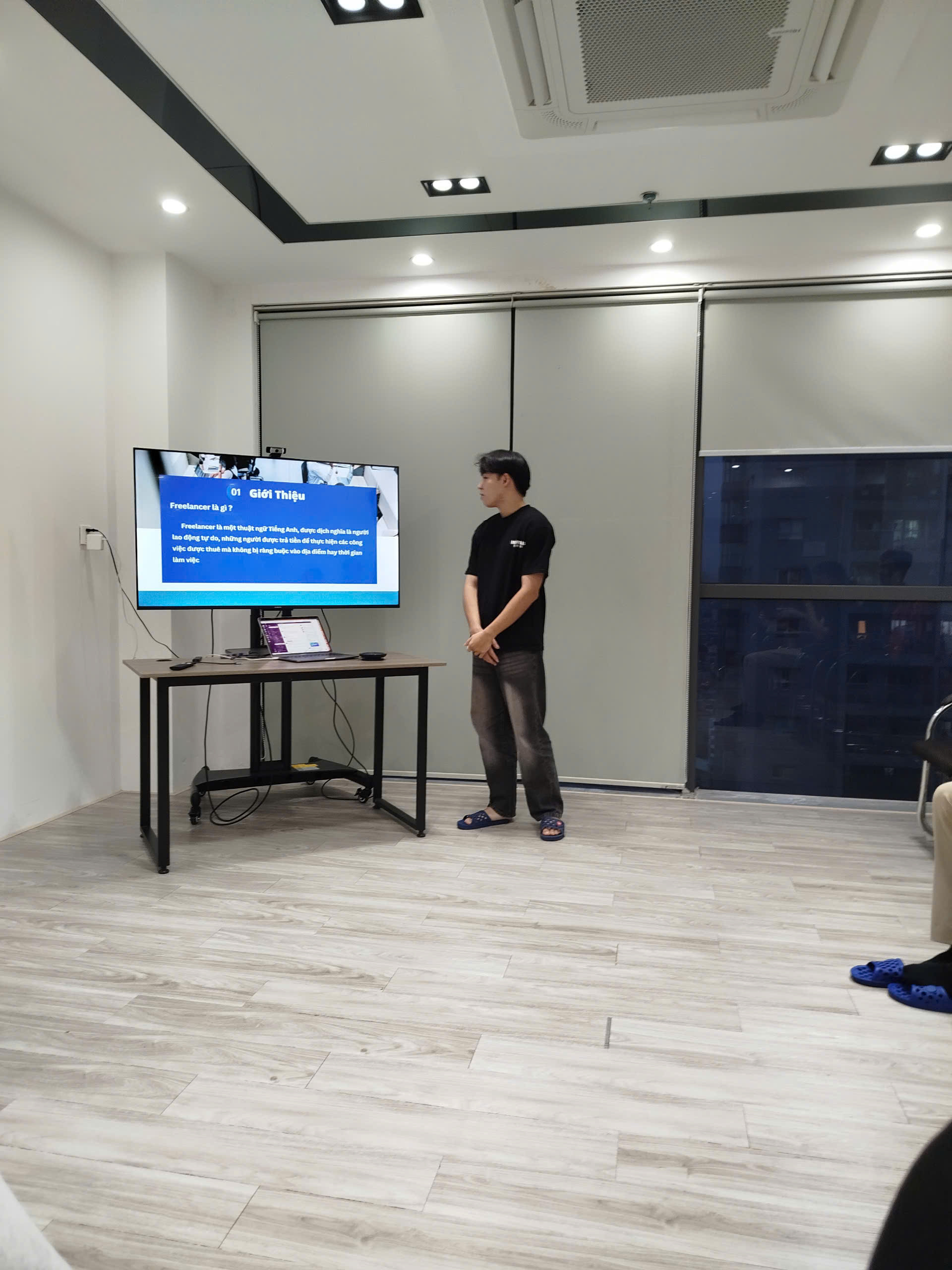 Trao giải cho đội chiến thắng